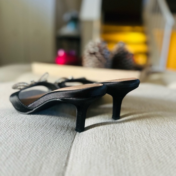 Torrid Elegant Black Mules with Silver Bow - Picture 5 of 6